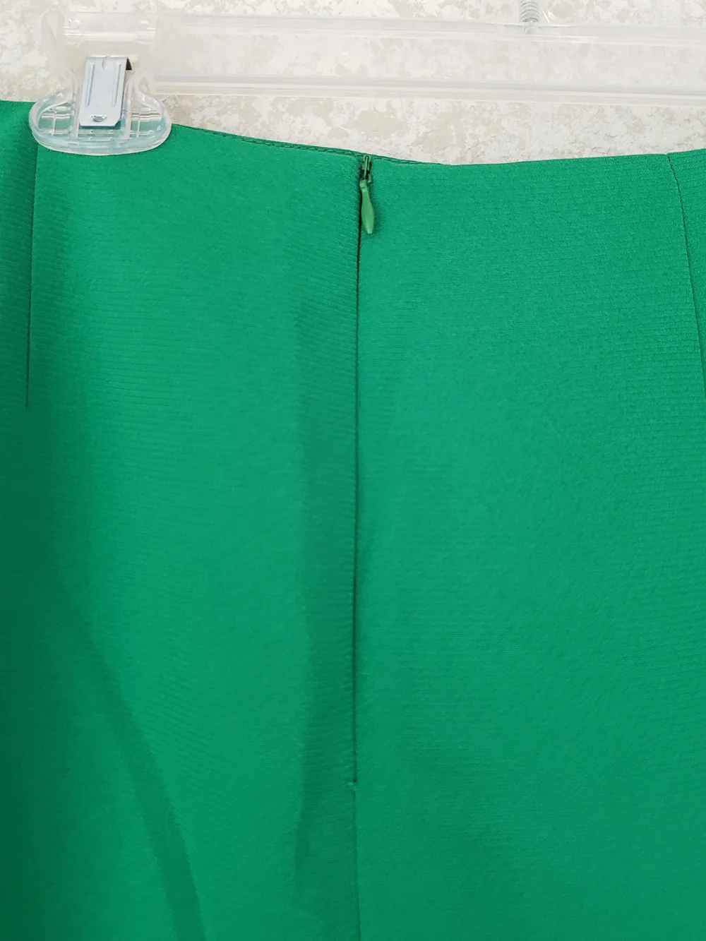 TOV Los Angeles Women's Green Ruffle-Trim Pencil Skirt Size 12 Back Slit  Office